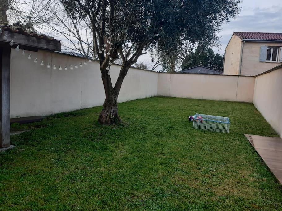 Le Petit Nid Villa Saint-Loubès Eksteriør billede